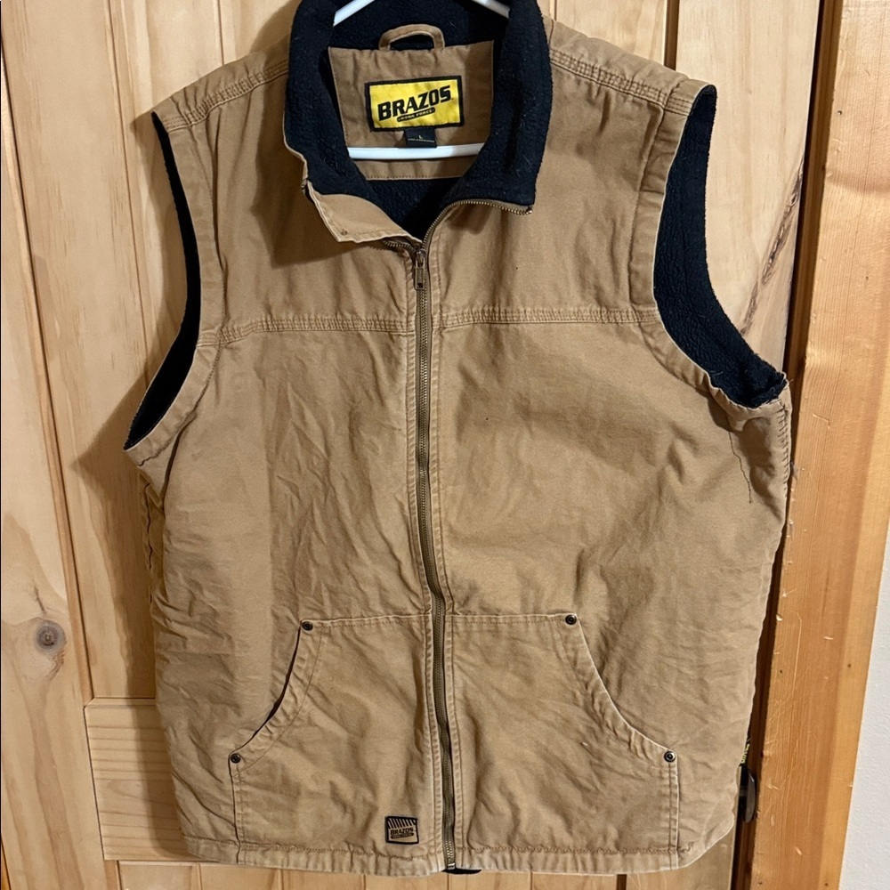 BRAZOS Men's Tan Durable Vest